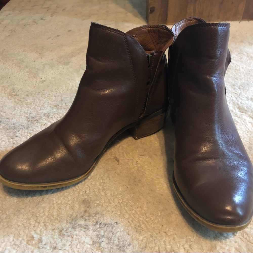 Leather ankle booties